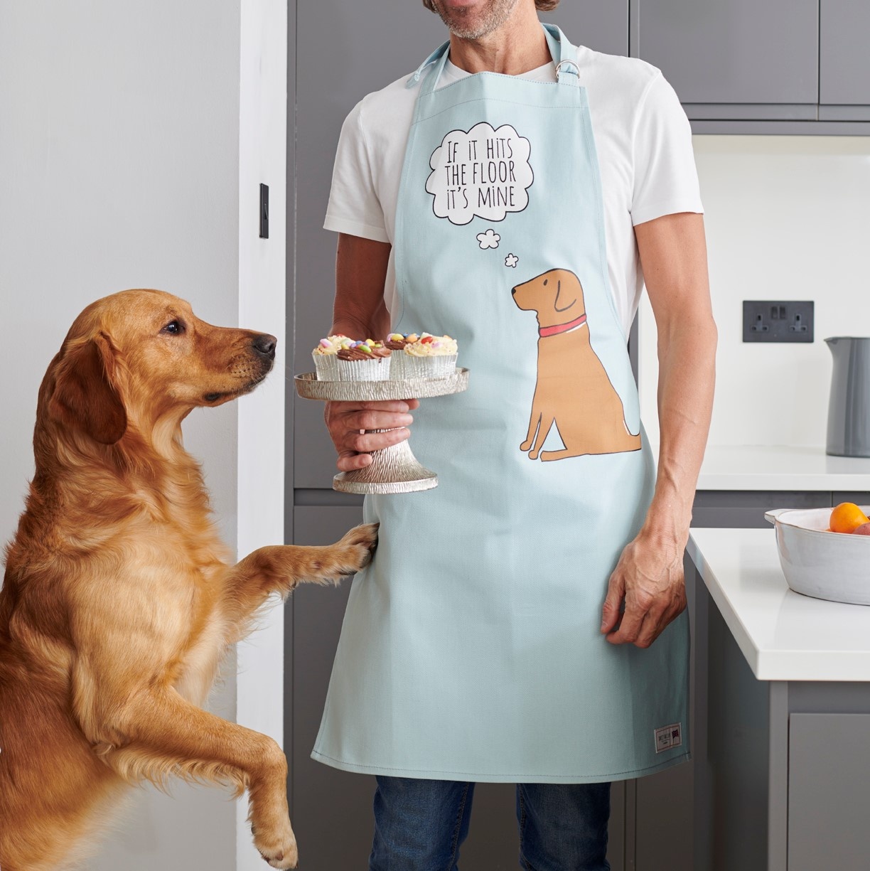 LUXURY PERSONALISED FOX RED LABRADOR FATHER'S DAY HAMPER