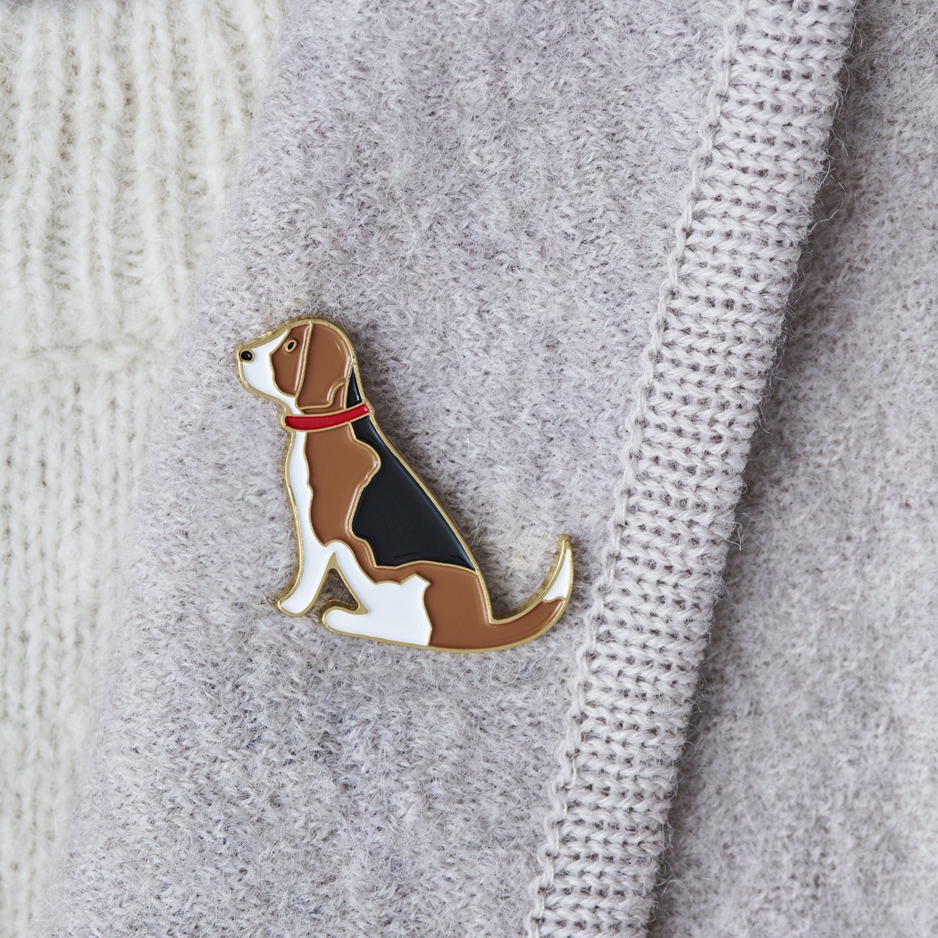 Beagle dog pin