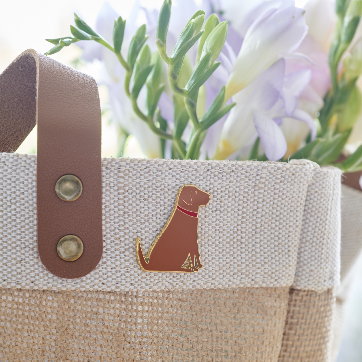 Fox Red Labrador Dog Pin